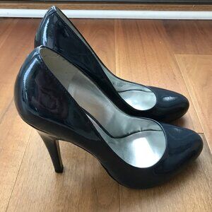 Mossimo | Navy Heels Size 8